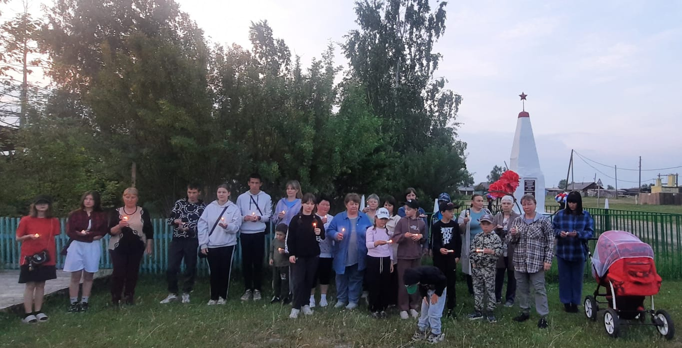 Акция &quot;Свеча Памяти&quot;. ТОСы с. Кумора &quot;Альтаир&quot; и &quot;Искорка&quot; приняли участие в акции.  #100добрыхдел#100летрайону.